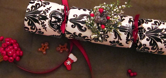 Paper Christmas Crackers Tutorial from Festival Grove