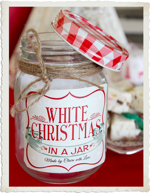 Homemade Gift: White Christmas in a Jar with a Free Printable label & recipe!