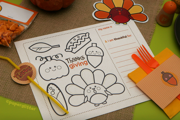 Free Thanksgiving Kit from PaperGlitter.com